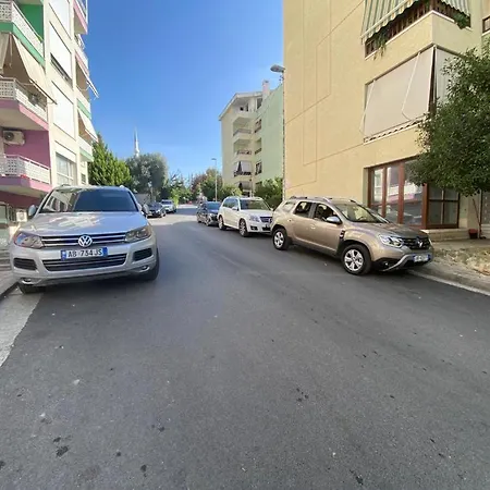 Angry Architects Apartment01 アパート *